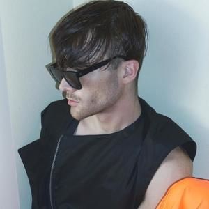 Meet your Posher, Jake