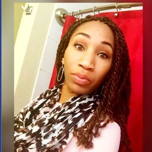 Meet your Posher, Lakeisha