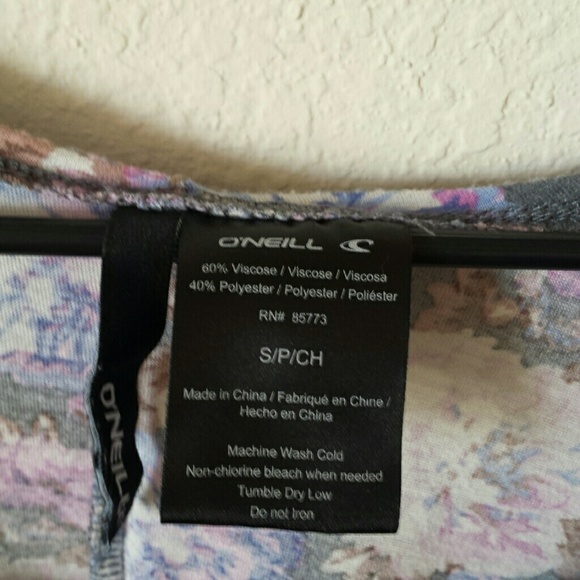 Fun top - Picture 3 of 3