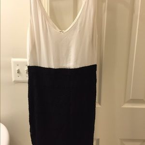 Ann Taylor Loft 2p ivory and black dress