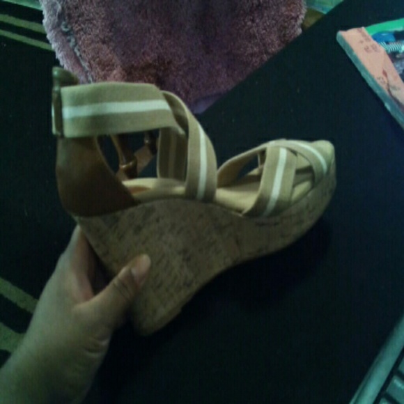 👠👠👠Wedges 👠👠👠 - Picture 3 of 3