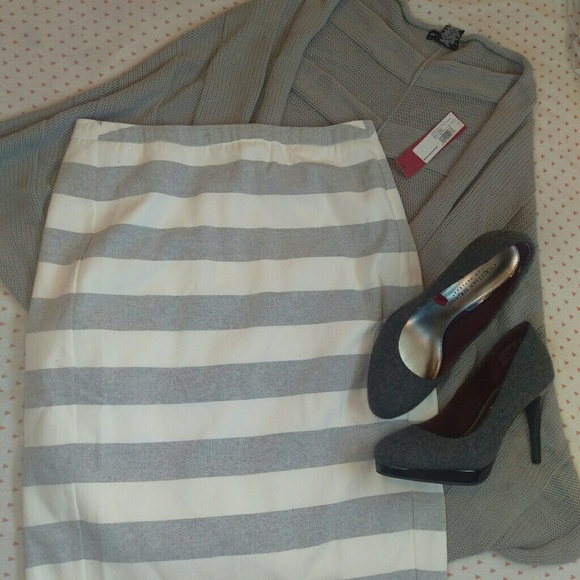 Striped Pencil Skirt