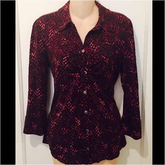 ANN TAYLOR Purple Snakeskin Button Down