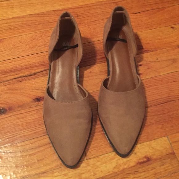 H&M Tan Suede Flats