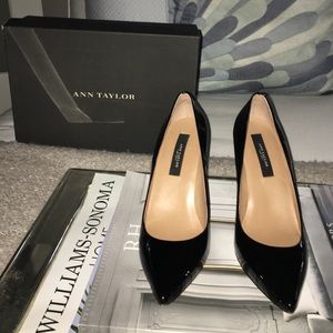 Ann Taylor Patent Leather Pointy Pumps, Size 5