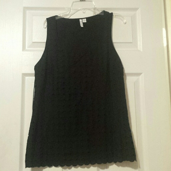 Black tank top