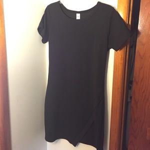 Black simple dress