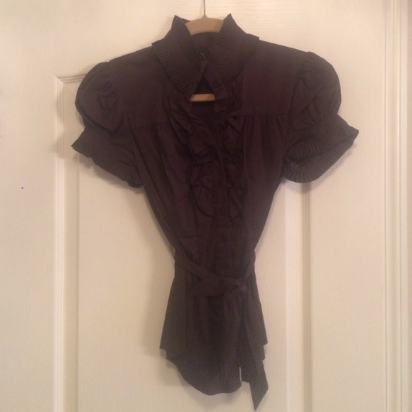 Button down - Picture 1 of 4