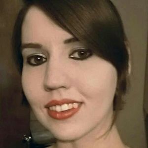 Meet your Posher, Rhiannon