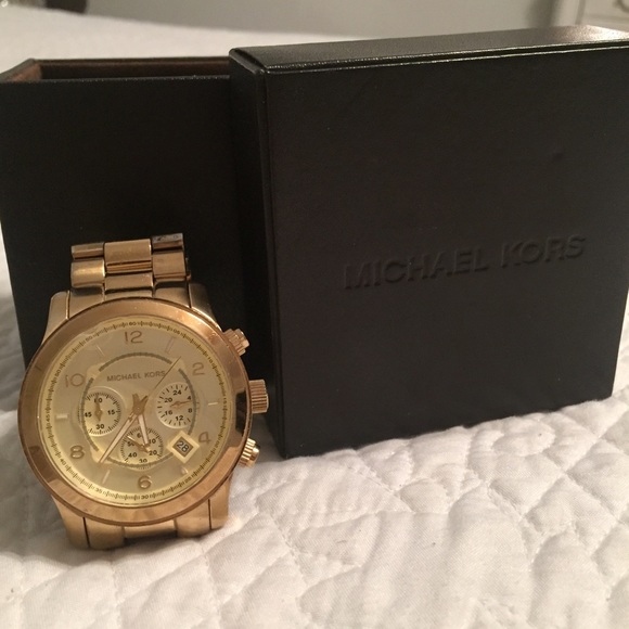 Gold Michael Kors watch. $100 Or best offer! main image 4