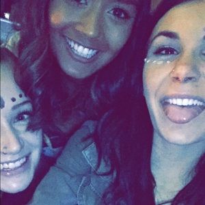 Meet your Posher, Taylor