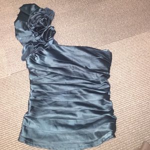 Blue-green beautiful one shoulder top! Flash sale