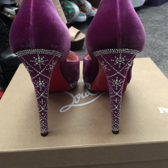 FLASH SALE Authentic Christian Louboutin Heels - Picture 2 of 4