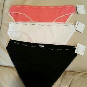 Calvin Klein, set of 3 bikini panties