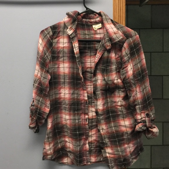 Cute half sleeve flannel - Picture 1 of 1