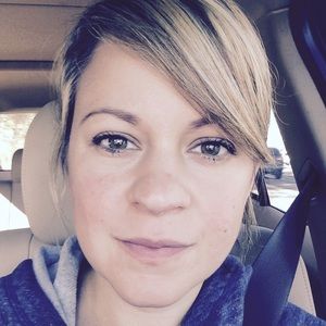 Meet your Posher, Andrea