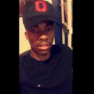 Meet your Posher, Malik