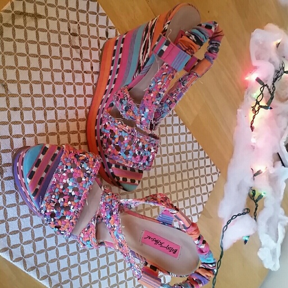 Betsy Johnson Wedges