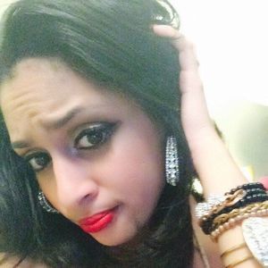 Meet your Posher, Roxy