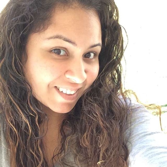 Meet your Posher, Cindy - Picture 4 of 4