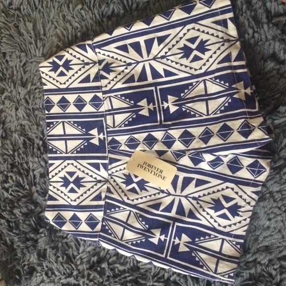 Denim blue/cream shorts