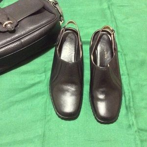 New Easy Spirit slip on sandals. Black, leather.