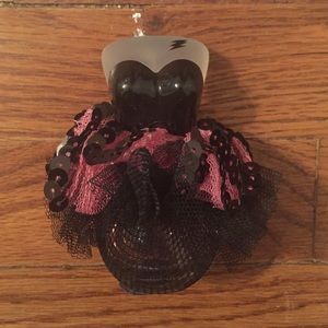 Too too perfume by Betsey Johnson