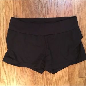Danskin dance NYCB booty shorts size small