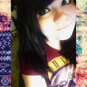 Meet your Posher, Ashley