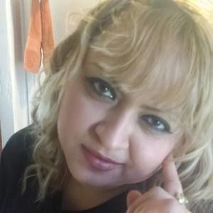 Meet your Posher, Lorena