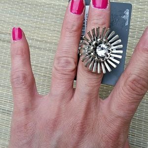 M. Style Lab Flower Ring. Size Small/Medium