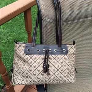 Large Tassel Zip Top Shoulder Bag ⛄️🎄❄️