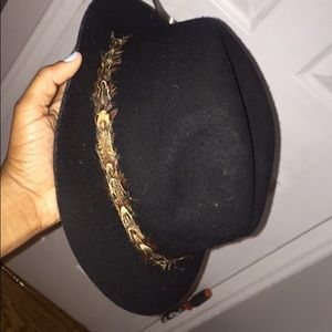 Fedora black hat with feathers