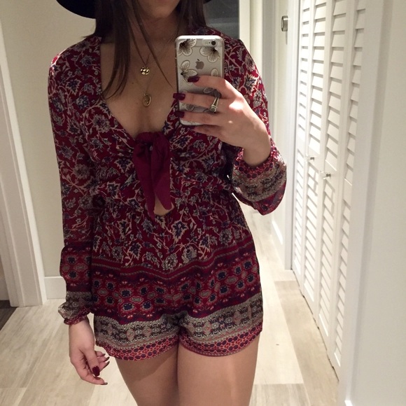 LAST ONE🌸 Tie front romper - Picture 2 of 3