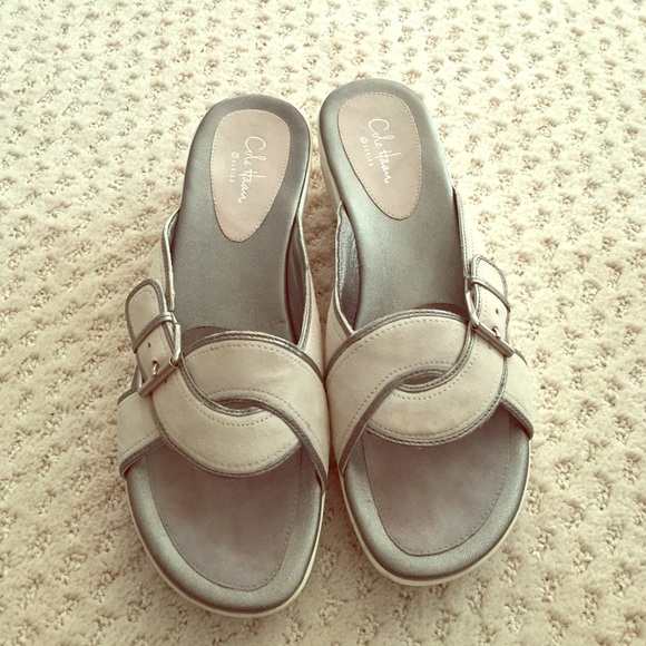 Cole Haan leather/suede Nike air sandals.