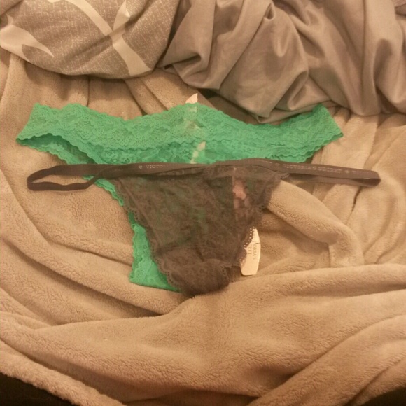 NWT Victoria's secret size L thong and cheeky.
