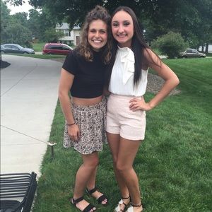 Meet your Posher, Gabby