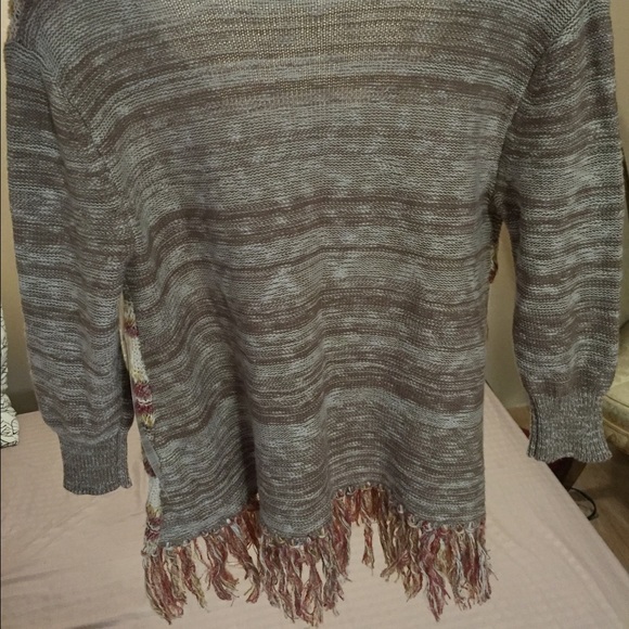 🍁Fall sweater🍁 - Picture 2 of 4