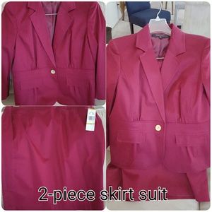 Nine West skirt suit, size 14.  NWT