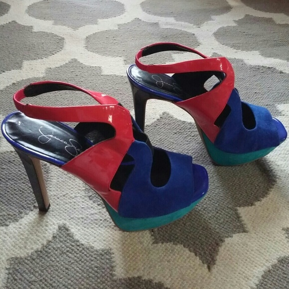 Shoes - Picture 2 of 4