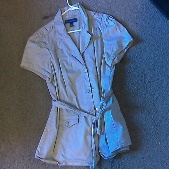 Excellent! Bandolinoblu XL Tan Khaki Color Top