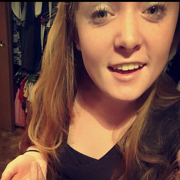 Meet your Posher, Reygan - Picture 1 of 1