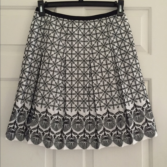 Tahari Skirt