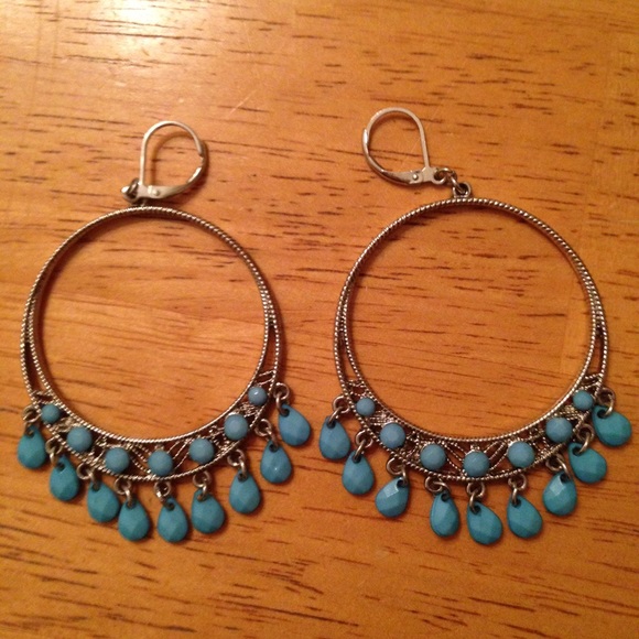 Earrings - Picture 1 of 1
