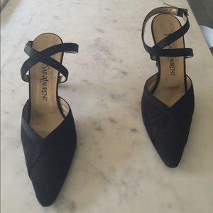 Black satin frees heels