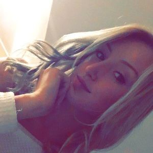 Meet your Posher, Isabella