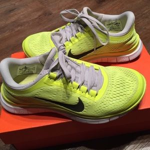 Nike Free 3.0 v5 volt neon yellow