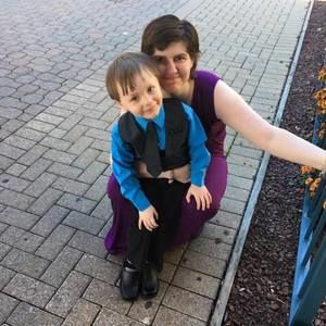 Meet your Posher, Kelly