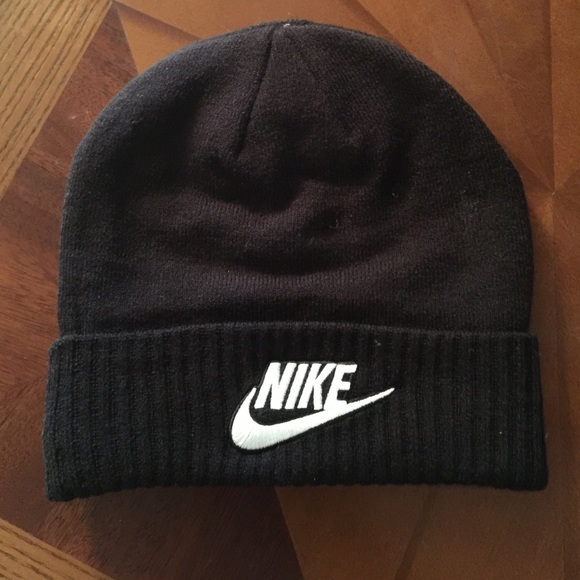 BRAND NEW Nike hat ❄️