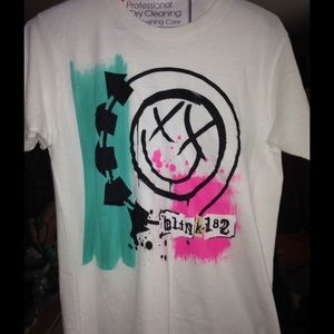 blink-182 band tshirt